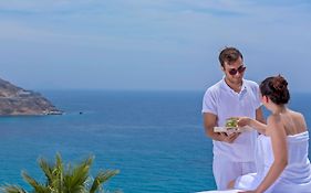 Pietra E Mare - Mykonos Moments By Mr And Mrs White